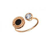 Anillo en plata del, pelo de jirafa y circonita bañado en oro rosa con forma de circular