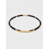 Collar de oro y pelo de jirafa