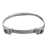 Pulsera con hilos en plata y nudos corredizos