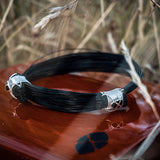 Pulsera de pelo de jirafa y plata con nudos corredizos