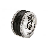 Anillo de oro blanco, pelo de jirafa y diamantes